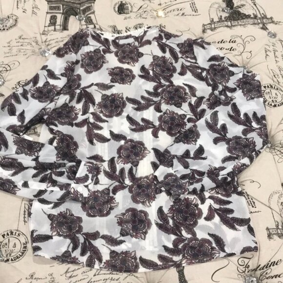 1.State Baroque Paisley Pintuck Blouse - Picture 4 of 4